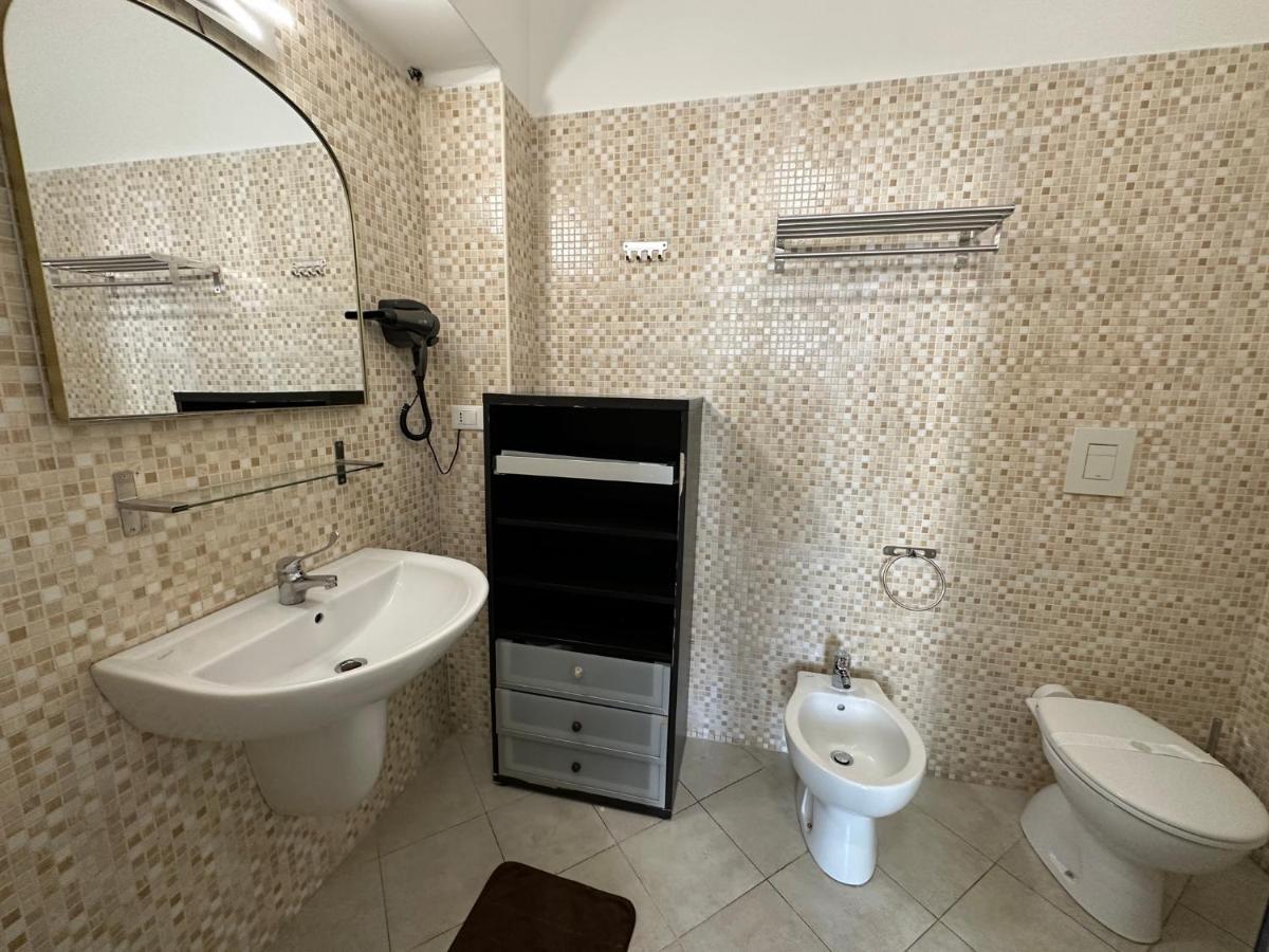Cconforthotels Appartamento Crispi Bari Exterior photo